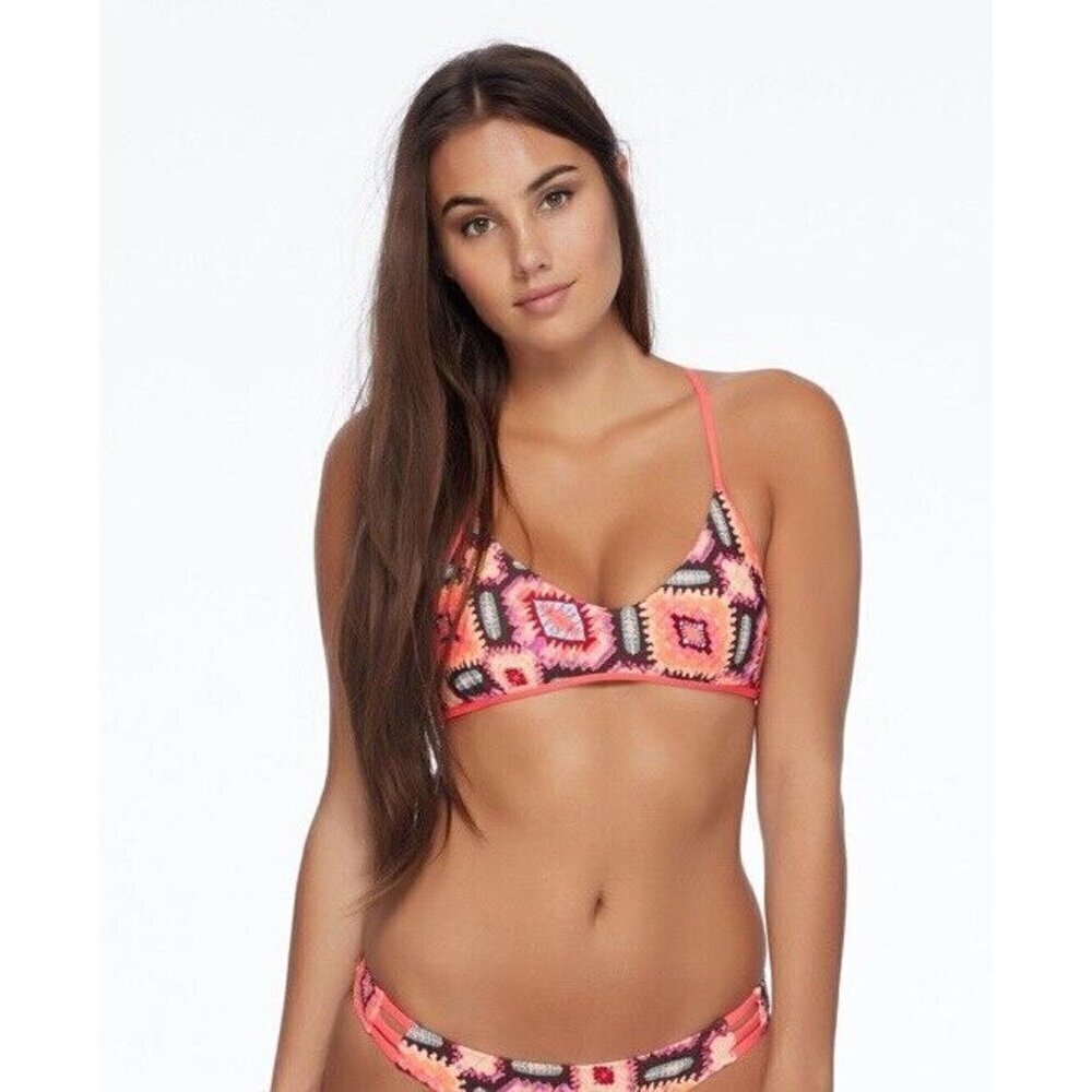 EIDON Eidon Women's Bala Madison Bikini Top. DD Cup
